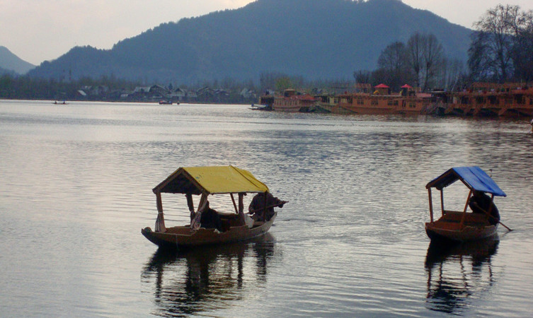 nagin-lake-img
